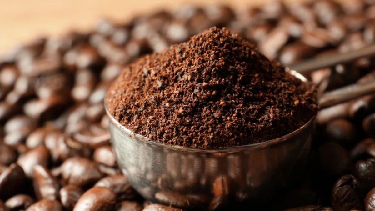Skin care tips coffee scrub to remove tanning and blackness