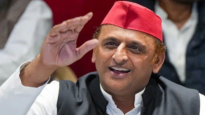 AKHILESH: কোথা থেকে লড়বেন অখিলেশ ? সমাজবাদী পার্টি নেতার মন্তব্যে জল্পনা তুঙ্গে