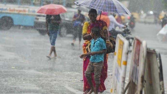  8 killed as heavy rain batters Andhra Pradesh gnr 