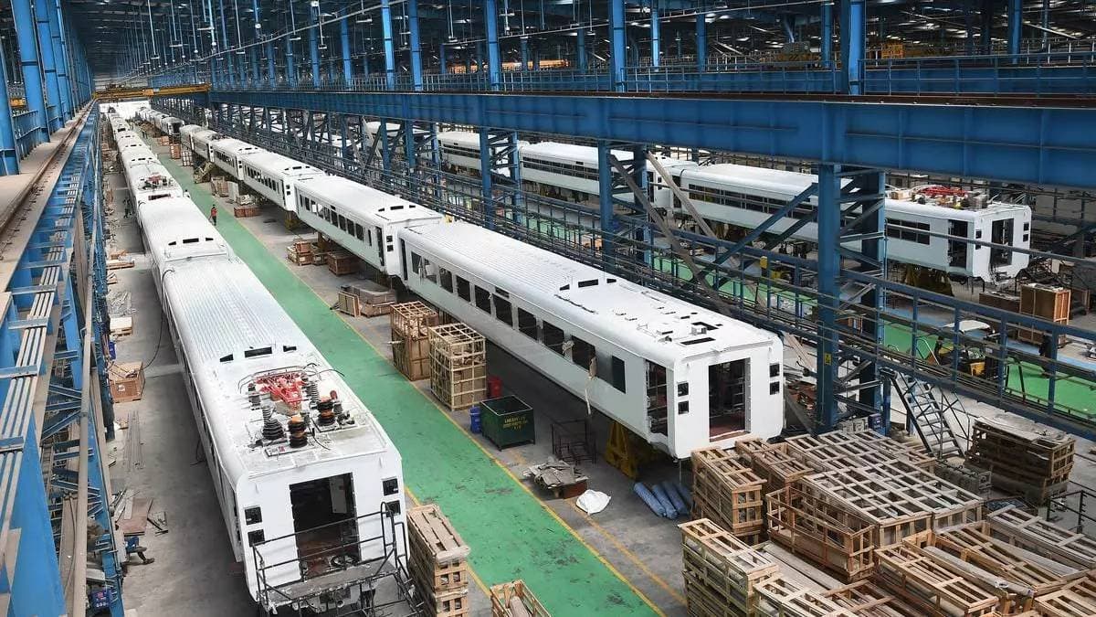 Do you know that the largest rail coach factory is located in India