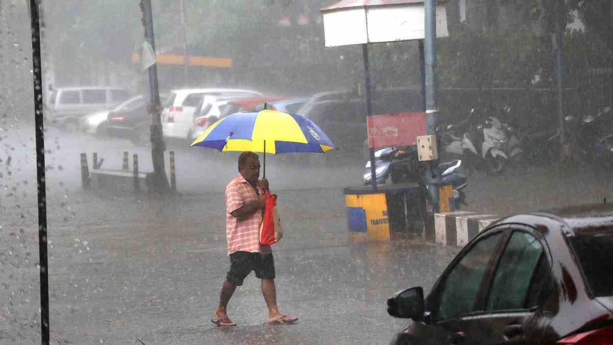 IMD weather update: Issues Red and Orange alert for different states 