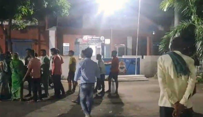 Chhattisgarh: বিয়েবাড়িতে শুকনো বরফ খেয়ে মৃত্যু ৩ বছরের শিশুর 