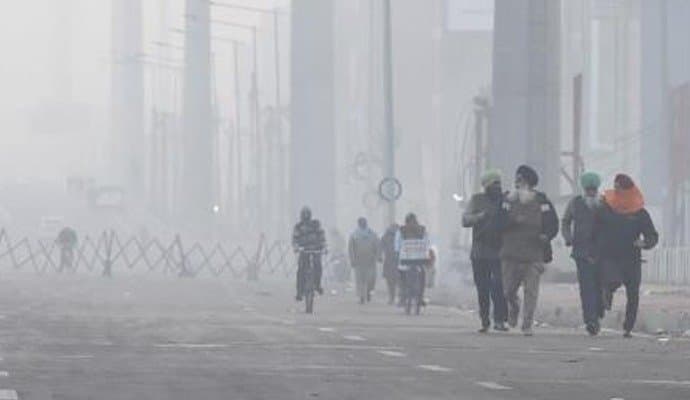 Delhi Weather: শীতলতম দিন, ৩.৩ ডিগ্রিতে ঘুম ভাঙল দিল্লিবাসীর