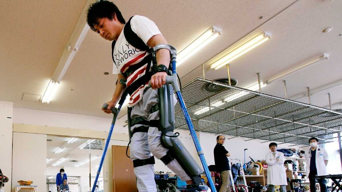 Japanese Researchers made a paralysed man walk using stem cell therapy