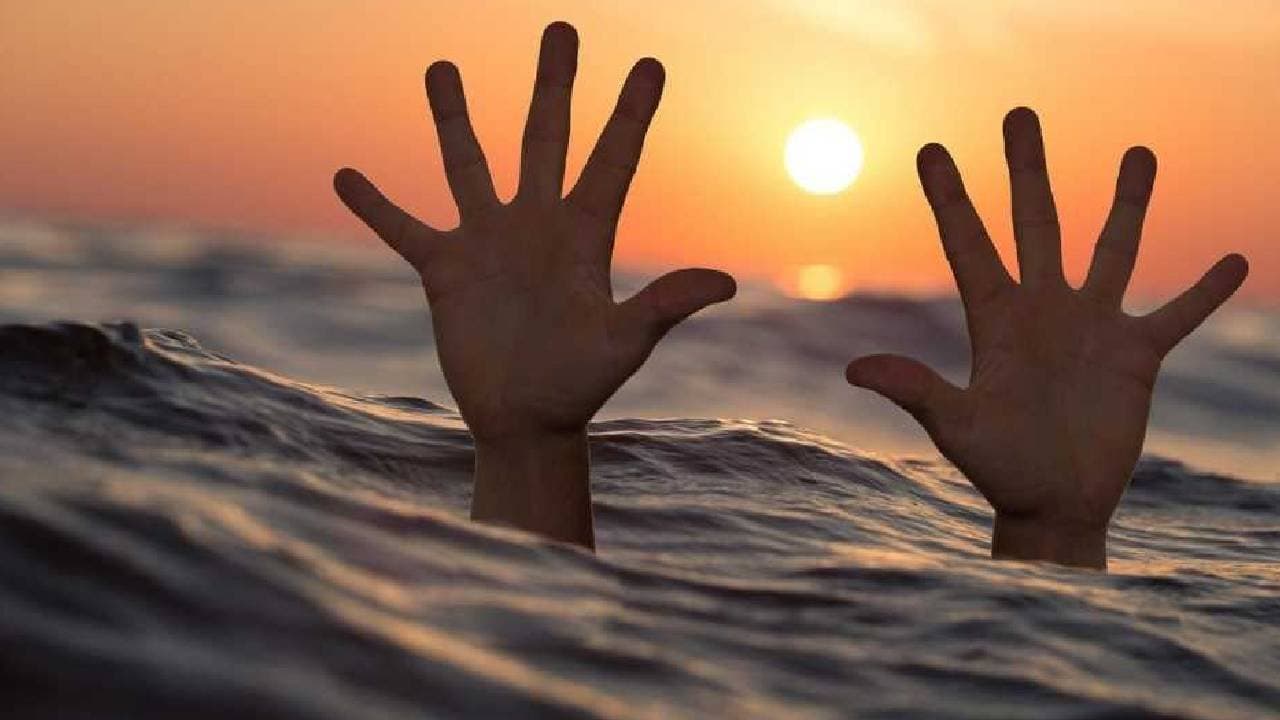 Three medical students from Bengaluru drown off Kerala coast while swimming 