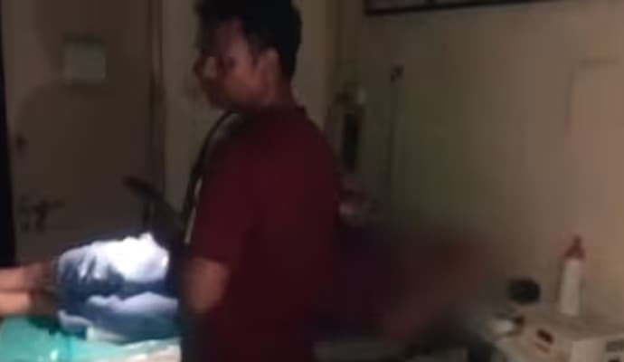 Mumbai Hospital:‌ মোবাইলের টর্চ জ্বালিয়ে প্রসূতির অস্ত্রোপচার!‌ পরিণতি শুনলে চমকে যাবেন