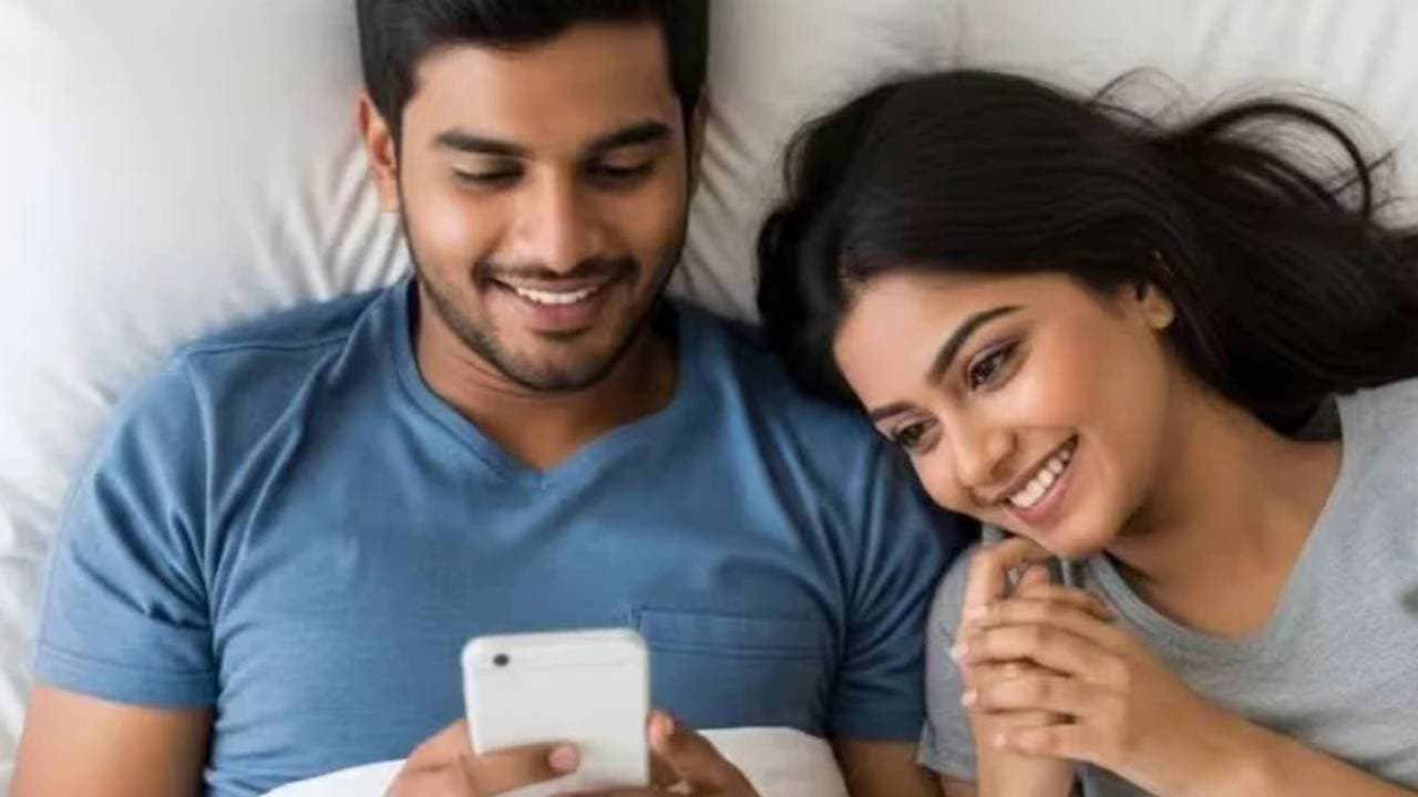 By watching reels while lying in bed then you can face many critical health problems