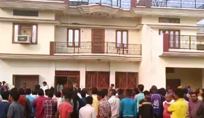 পরিবারের পাঁচ সদস্যকে খুন করে আত্মঘাতী যুবক, চাঞ্চল্য উত্তরপ্রদেশের পালাপুরে