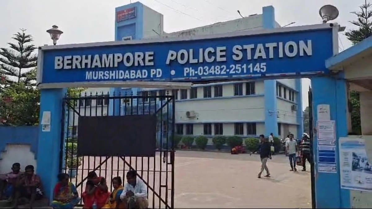 Physician held for misconduct with a female patient in the chamber