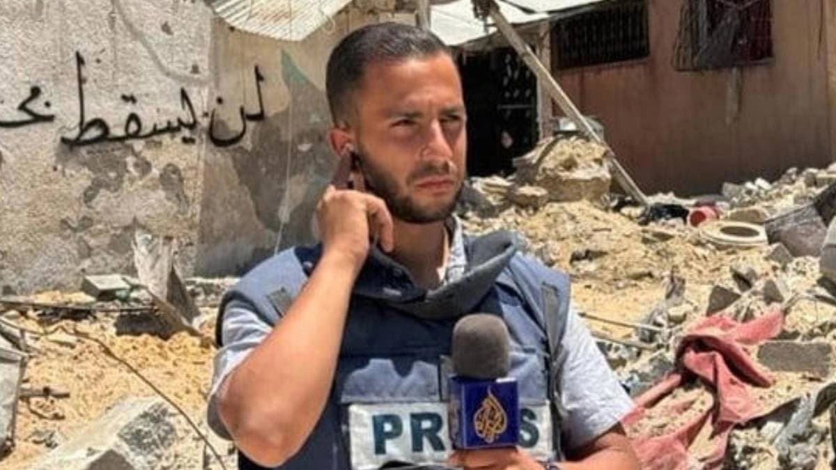 Israel drops bomb in al jazeera tent kills five journo