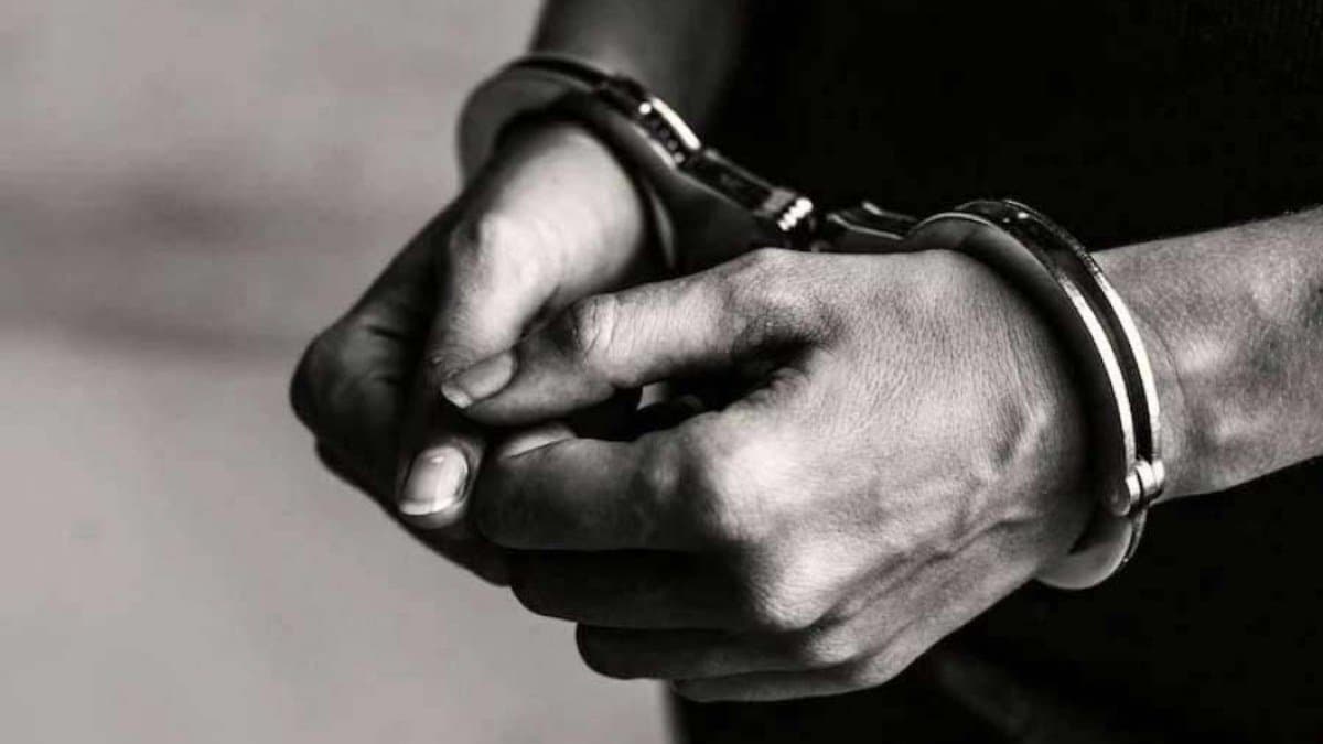  4 Bangladeshi citizens arrested in Krishnaganj gnr