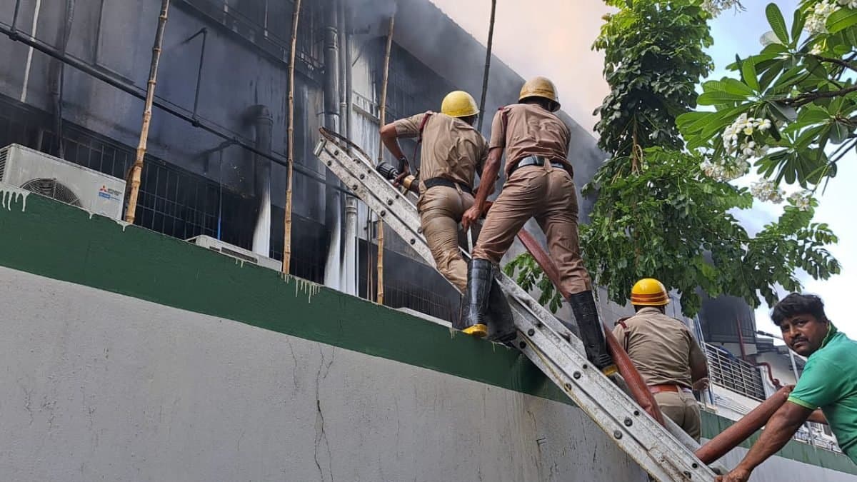 Devastating fire on chemical factory in Salt lake sector V