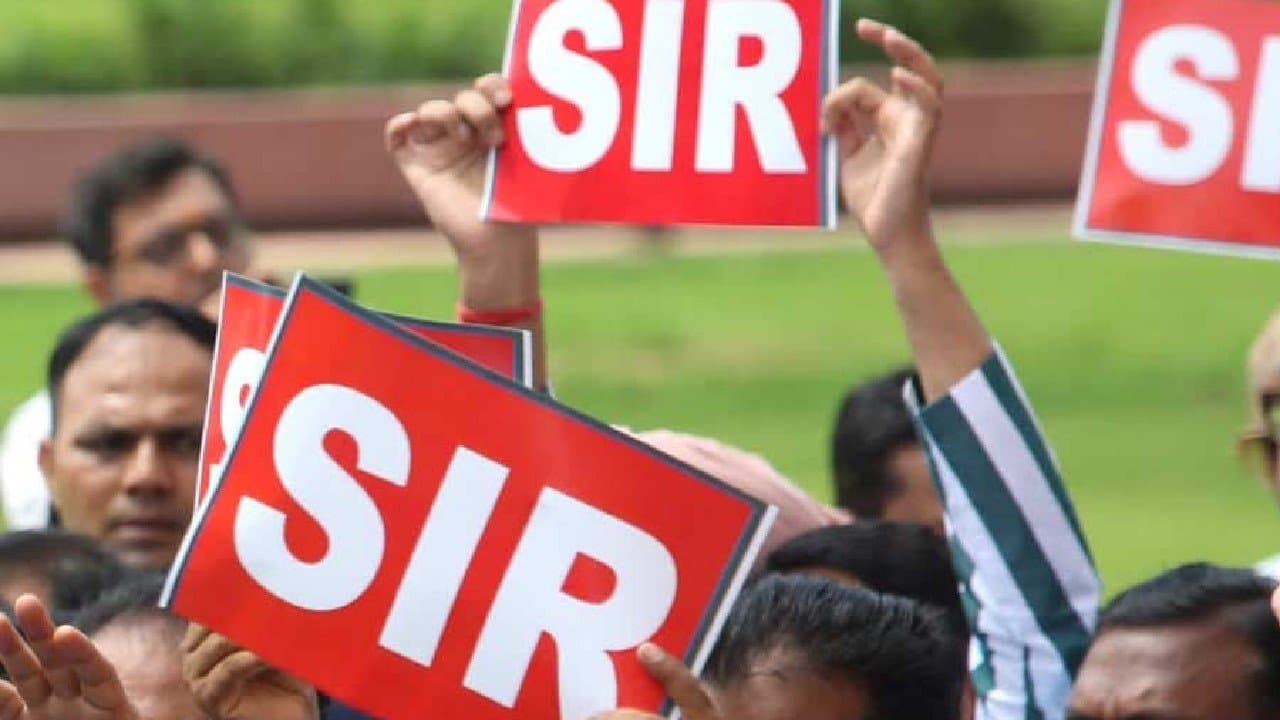 Jaipur teacher dies after Burdened with voter list revision work