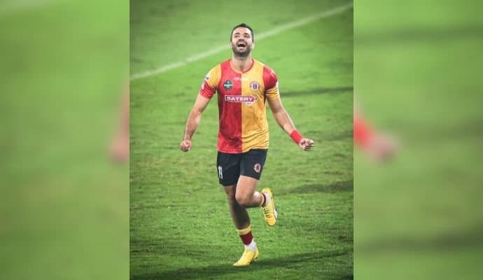 East Bengal: আরও দু'বছরের চুক্তিতে ইস্টবেঙ্গলে হিজাজি