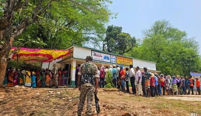 Election: ‌বিকেল পাঁচটা অবধি দেশে ভোট পড়ল ৫৬.‌৬৮ শতাংশ, সবচেয়ে কম মহারাষ্ট্রে