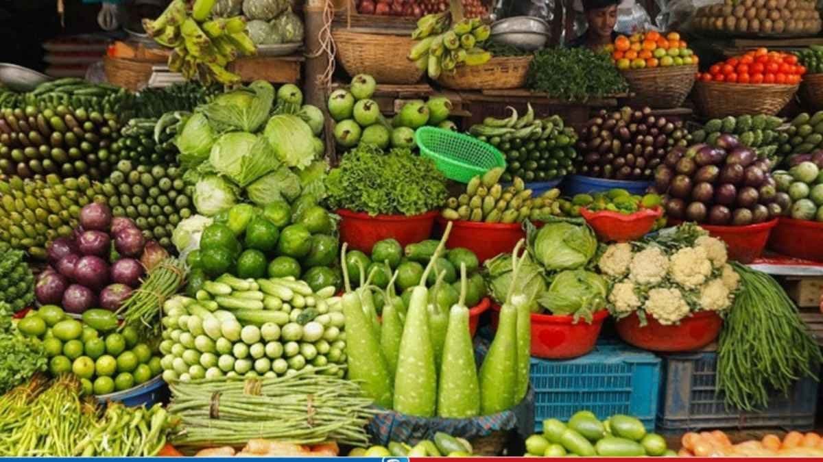 Chikoo fruit prevents cancer cells also maintains eye problems lif 