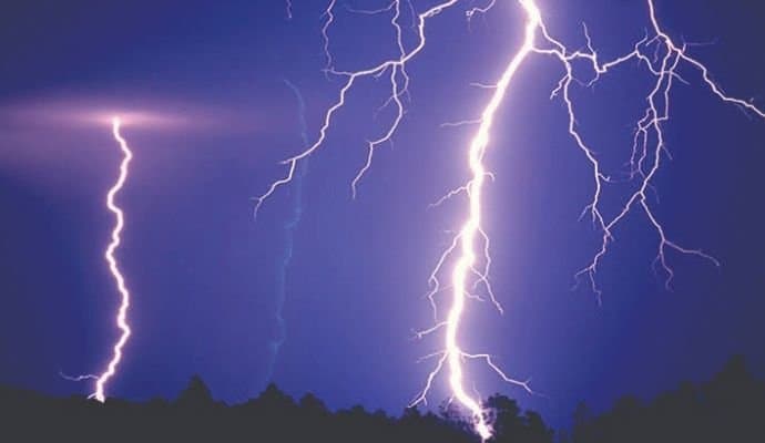 Alipurduar: কোচবিহারে বজ্রাঘাতে মৃত ১, আলিপুরদুয়ারে আহত ১৫ জন চা-শ্রমিক 