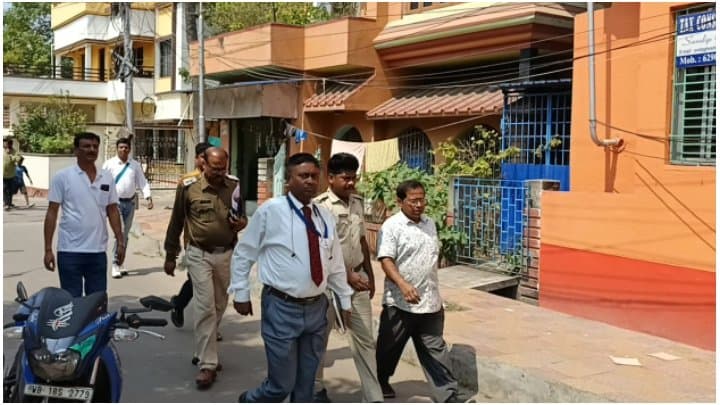 Hindmotor: ‌টাটা কোম্পানির মোড়কে নকল চা বিক্রি করার অভিযোগ,‌ আটক দুই