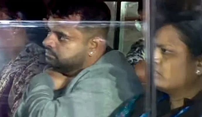Prajwal Revanna: মিলল না জামিন, ৬ জুন পর্যন্ত পুলিশ হেফাজত সাংসদ প্রজ্জ্বল রেভান্নার