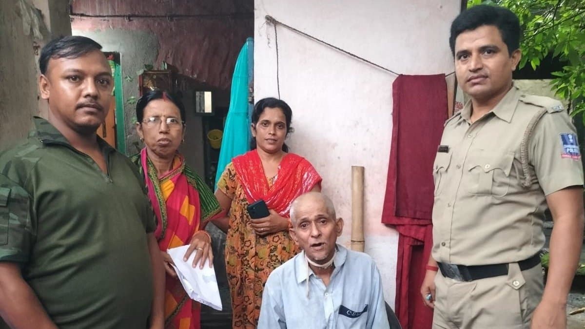  70-Year Old Man Returned Home After Being Missing For 2 Years