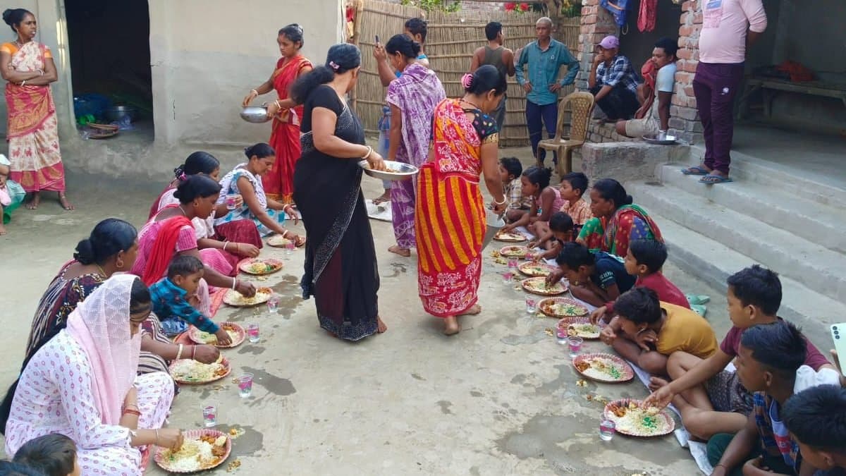 Extramarital Wife left house with another man husband arranges funeral