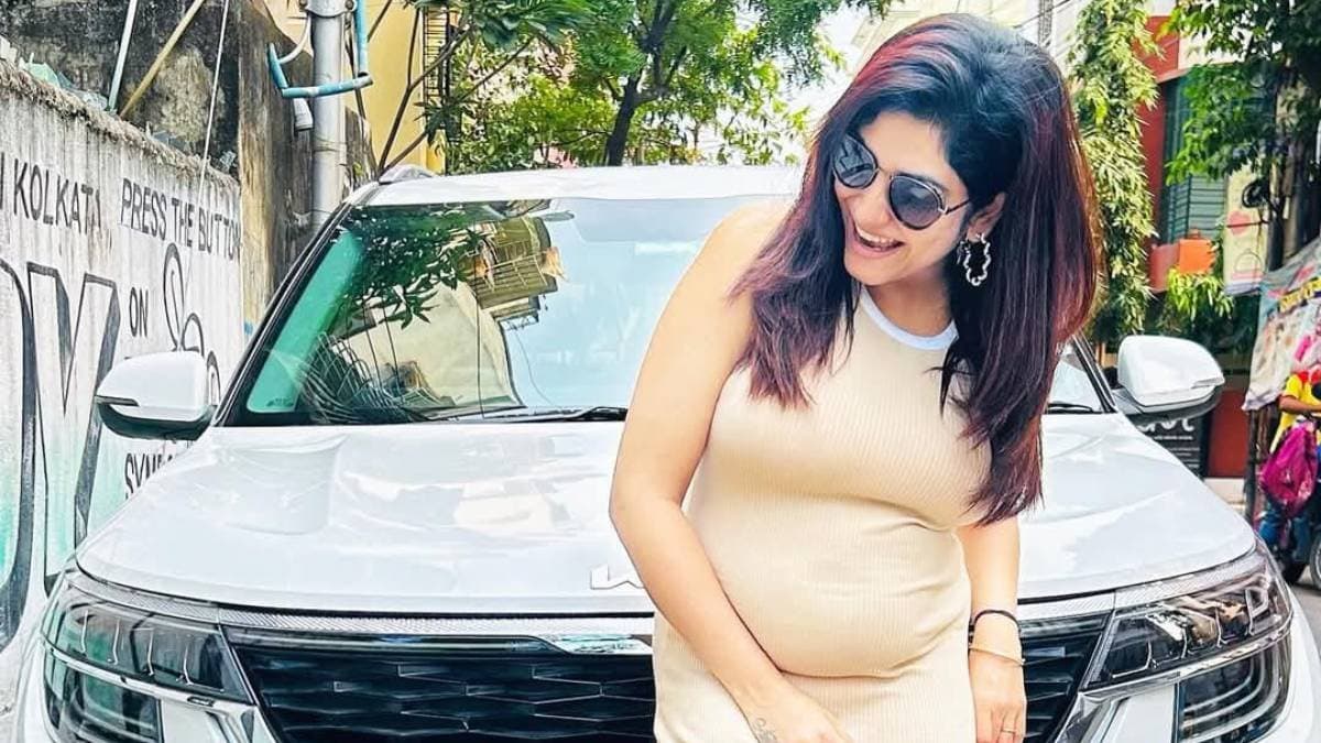 Kon Gopone Mon Bheseche TV Serial famed actress Manosi Sengupta is going to be a mother for the second time ENT