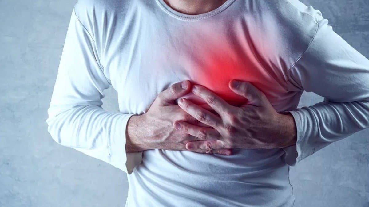 These red Superfoods help to reduce heart attack risk