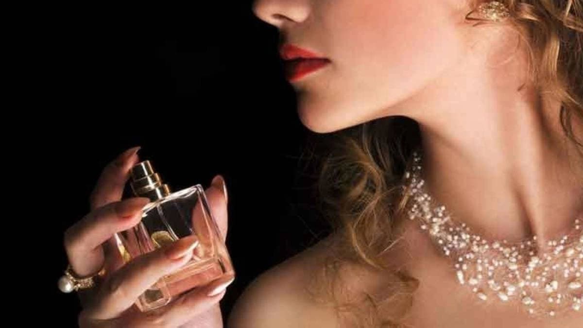 How to make your perfume last longer in summer