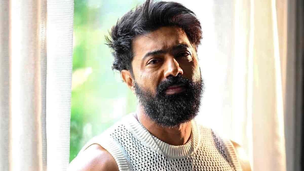 Dev silently drops signature caption – Is it because of Subhashree