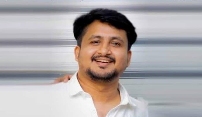 Breaking: টলিপাড়া থেকে তিন মাস বরখাস্ত পরিচালক রাহুল মুখোপাধ্যায়! কী হবে প্রসেনজিৎ-অনির্বাণের নতুন ছবির?