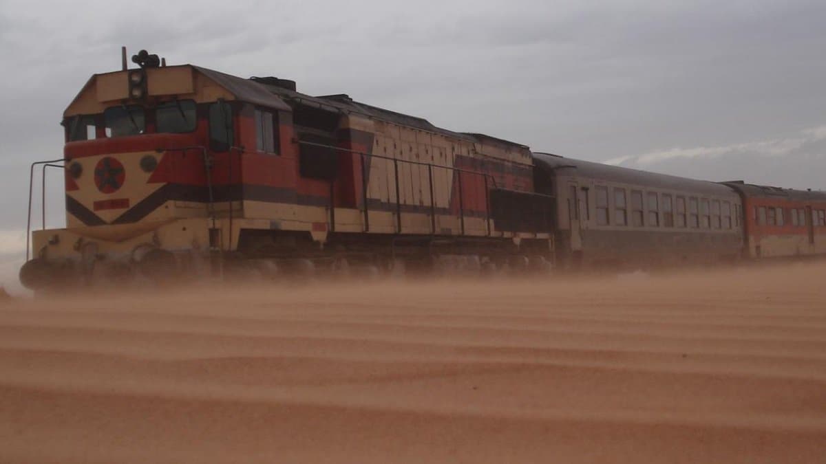 Most Dangerous Train Journey: This train has no seat no water runs 20 hours straight to reach the destination
