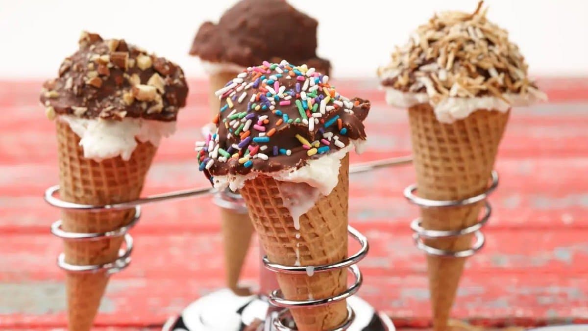 Ice cream treat turned into nightmare woman finds lizard tail in Ice Cream