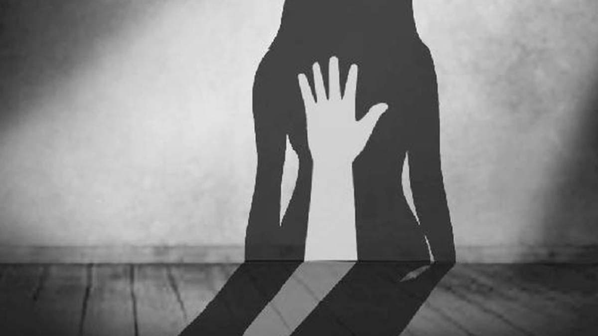 Man arrested for allegedly assaulting cancer patient minor