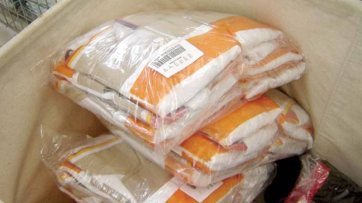 All plastic bags must have barcodes or face hefty fines gnr