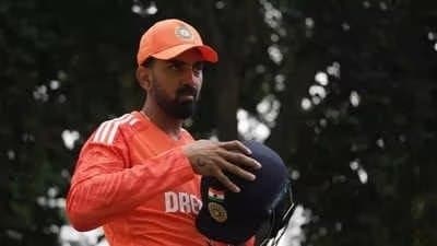 India-South Africa: বৃষ্টির ভ্রুকুটির মধ্যেই রাহুলের নেতৃত্বে শুরু একদিনের সিরিজ