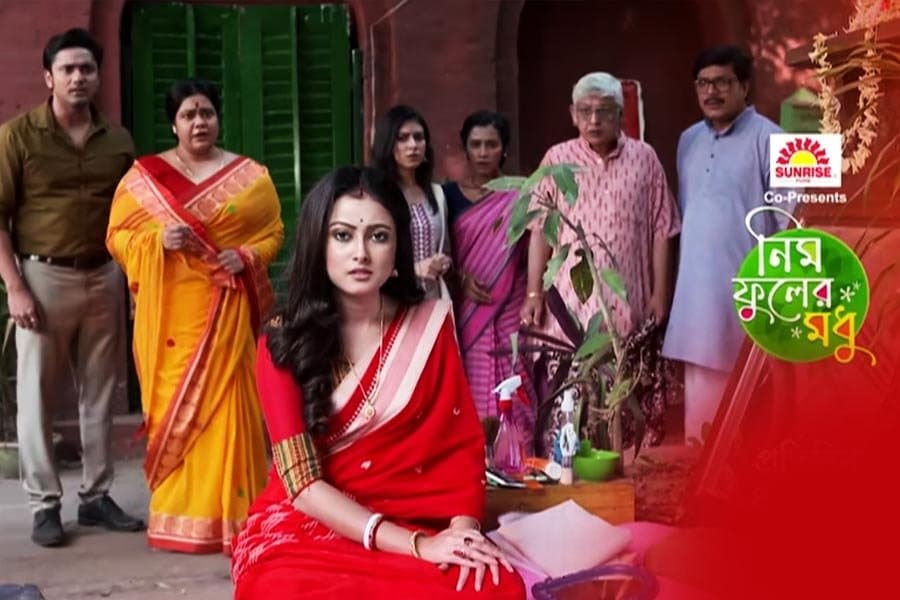 Television: প্রেম-প্রণয়ের নতুন বাঁকে বাড়ছে টিআরপি? এই সপ্তাহে বাংলা সেরা মুকুট কোন ধারাবাহিকের