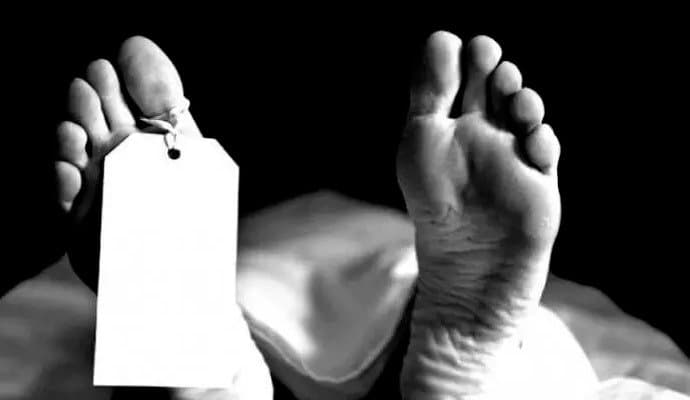 Odisha: বাস চালাতে চালাতে হার্ট অ্যাটাকে মৃত্যু চালকের, দুর্ঘটনা থেকে রক্ষা বাংলার ৬০ পর্যটকের  