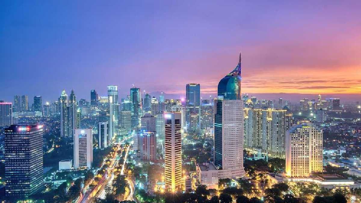 Indonesia rolls out 4 day work week find here gnr