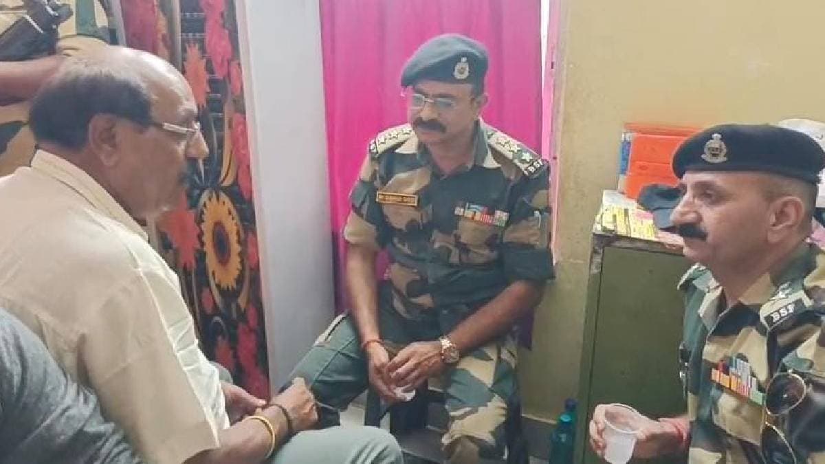 BSF Officer in Rishra Assures of returning the jawan from pak