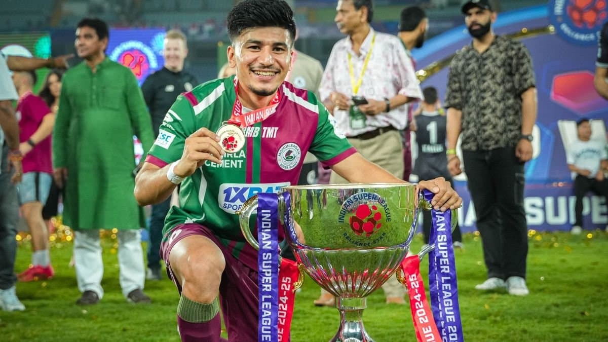 Rishabh Pant and Akash Deep sent congratulatory words to ISL Champion Mohun Bagan spt 