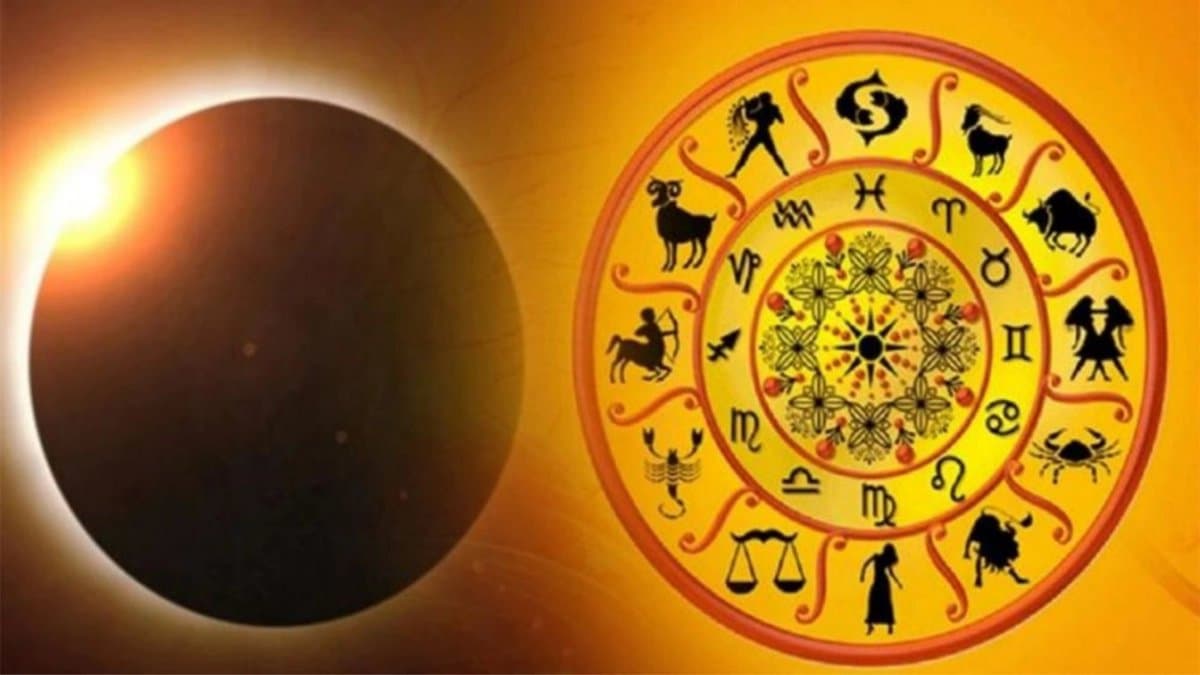  Lunar Eclipse 2025 last Chandra Grahan of this year in Shani Kumbha Rashi bring good luck to three Zodiac Signs