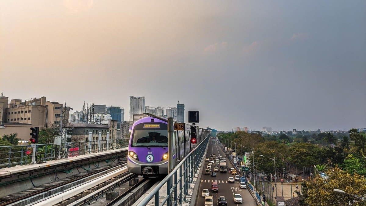 In April this year Esplanade to Sealdah might connect through East-West Metro