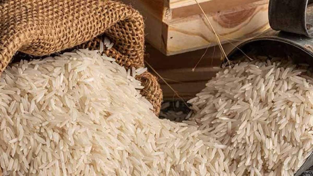চোখ রাখছেন টেলিভিশনের পর্দায়, ইন্টারনেটে উল্টে পাল্টে দেখছেন যুদ্ধ থামল কিনা, চরম উৎকণ্ঠায় রাজ্য ও দেশের চাল ও চা রপ্তানিকারকরা