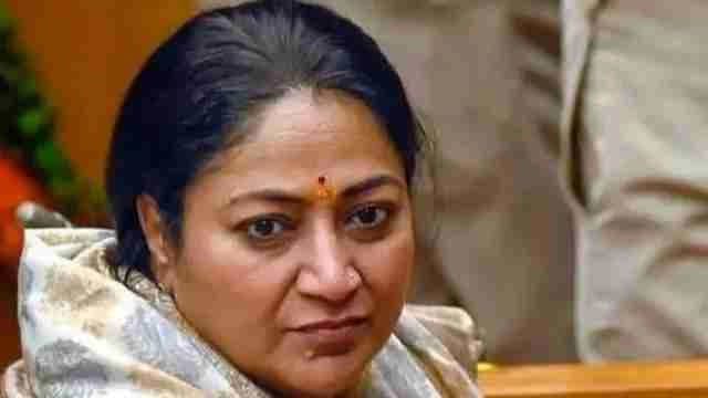 Delhi Chief Minister Rekha Gupta Slapped At Public Meet 