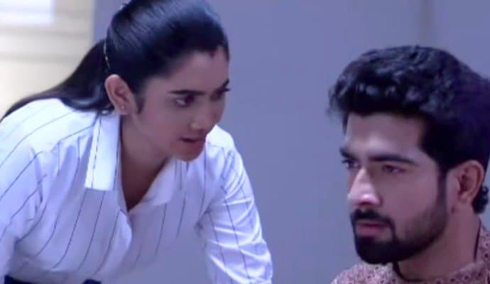 Tollywood: হিরোই এবার ভিলেন? পাল্টে গেল 'জগদ্ধাত্রী'-'স্বয়ম্ভূ'র সম্পর্কের সমীকরণ 