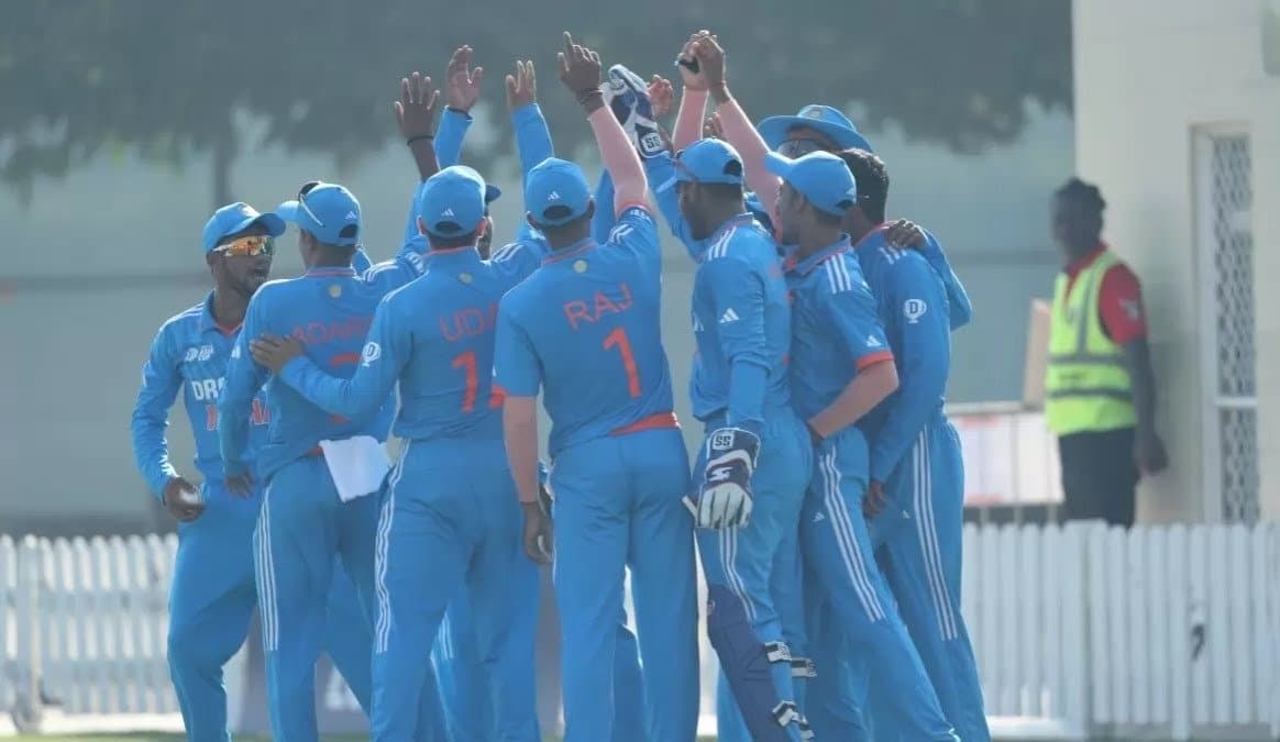 দক্ষিণ আফ্রিকাকে হারিয়ে অনূর্ধ্ব ১৯ ত্রিদেশীয় ওয়ান ডে সিরিজের ফাইনালে ভারত 