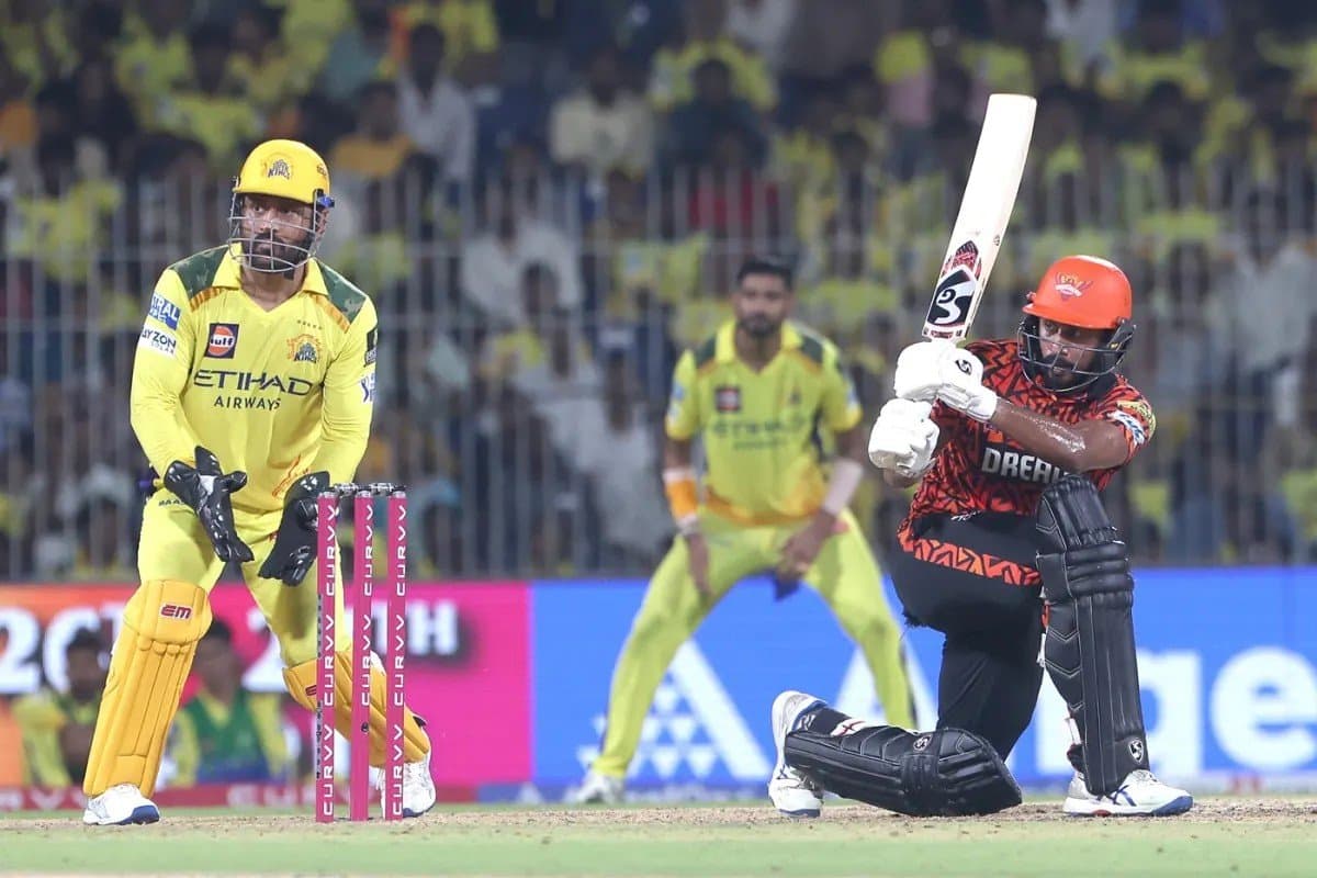 Chennai Super Kings on the verge of being knocked out after loss against Sunrisers Hyderabad 