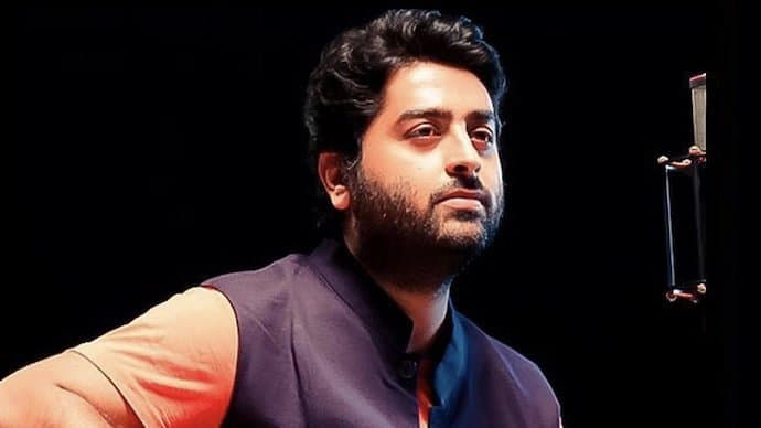 Security persons of singer Arijit Singh begged apology for their misconduct