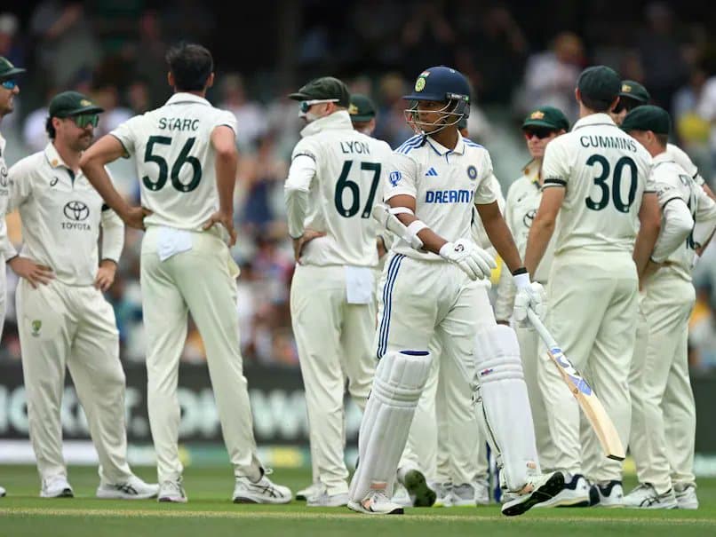 Mitchell Starc's blunt verdict on yashasvi Jaiswal's royal duck in pink ball test spt 