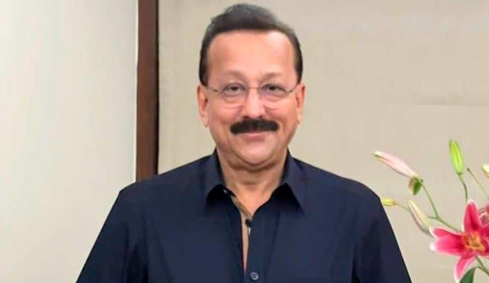 Baba Siddique: প্রায় ৫ দশকের পথচলা শেষ, কংগ্রেস থেকে ইস্তফা দিলেন বাবা সিদ্দিকী 